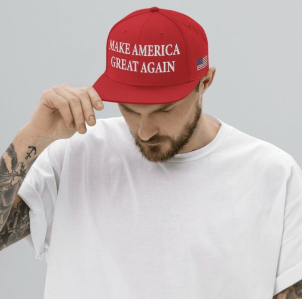 New Trump Never Surrender Red MAGA Snapback Hat Caps